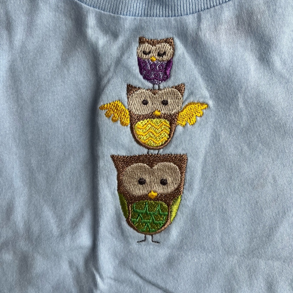 NWT Embroidered t-shirt with owls 100% cotton